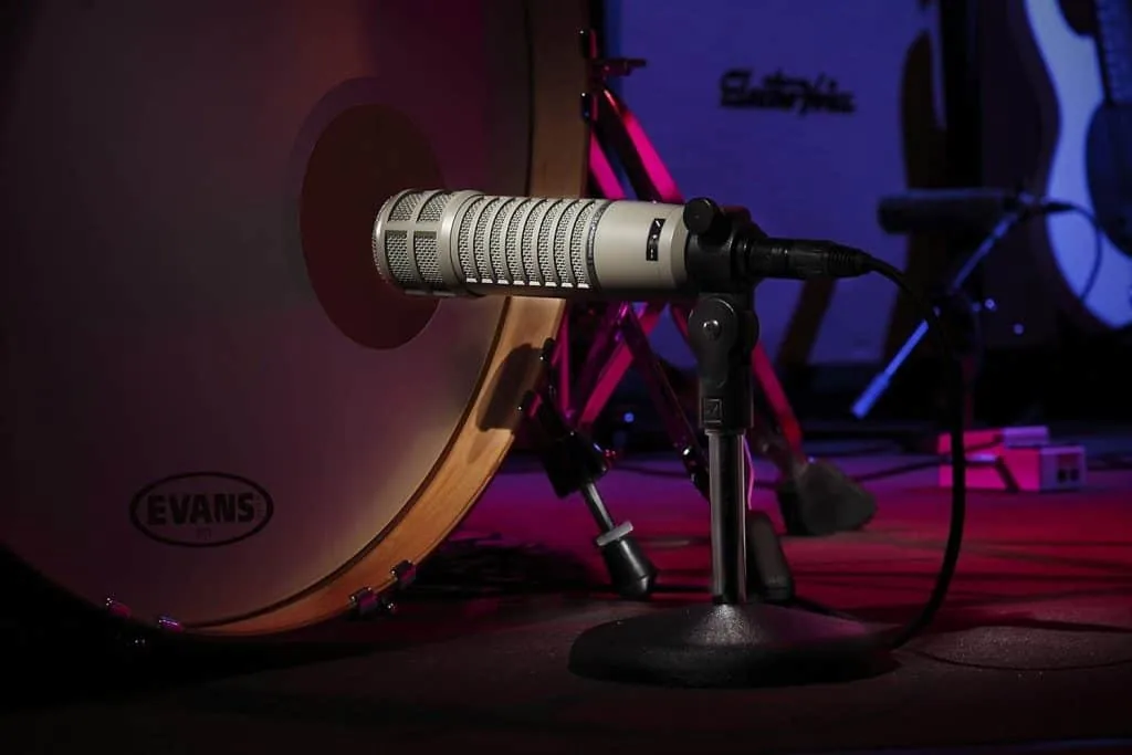 Electro-Voice RE20 Broadcast Announcer Microphone Review