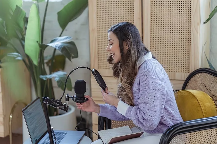 An Introduction to Windscreens and Pop Filters